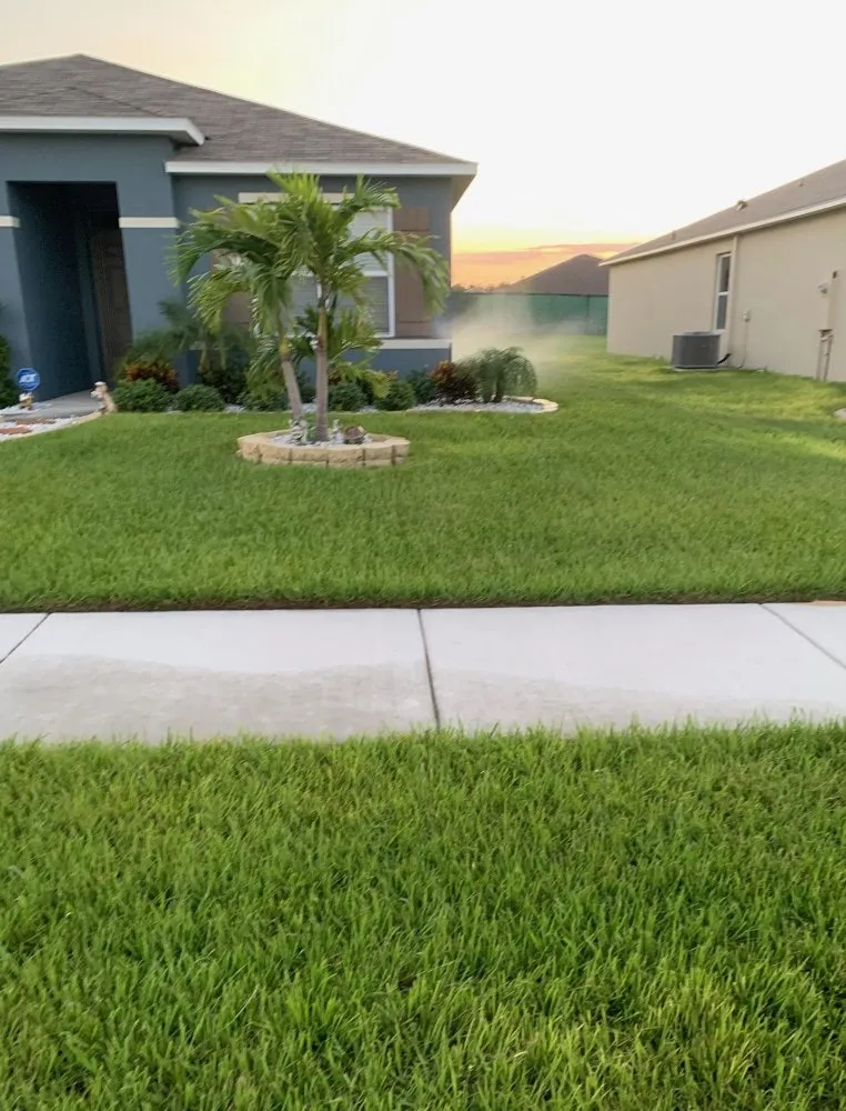 Professional yard maintenance in Auburndale, FL by One Call Away Lawncare and Landscaping