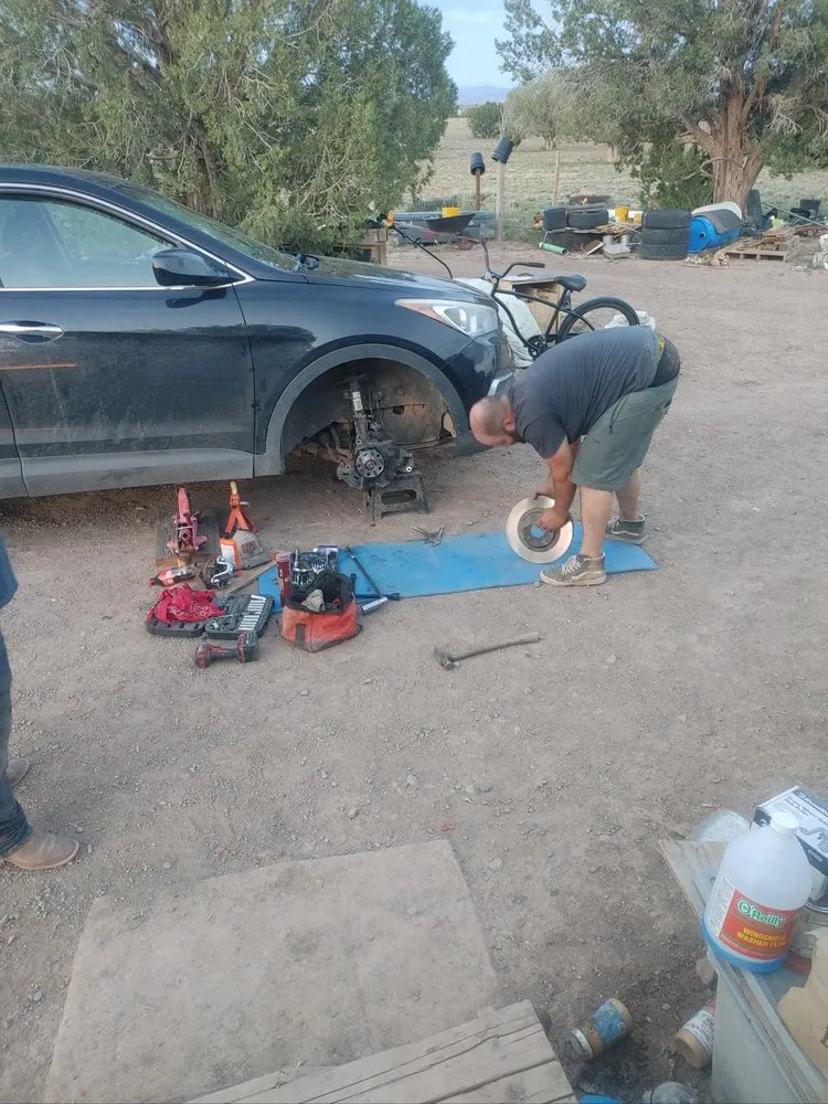 Affordable yard maintenance for homes in Winslow, AZ by One Call Does It All