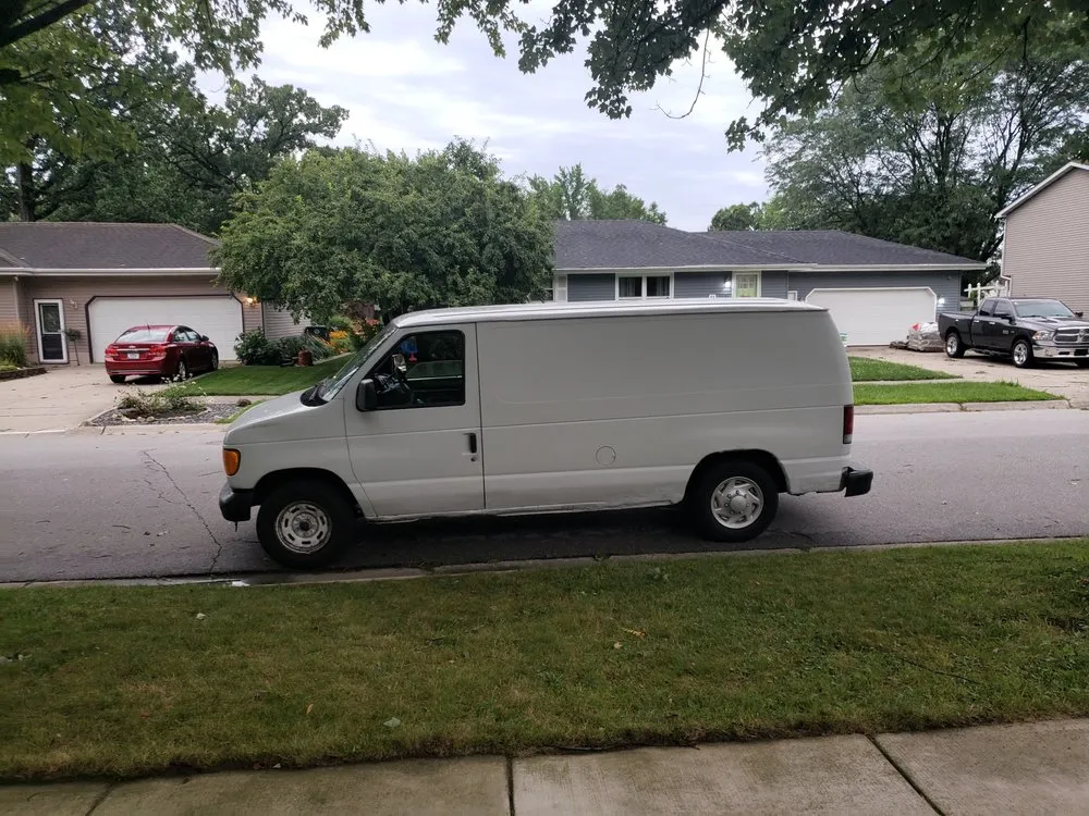 Affordable lawn mowing service in Chicago, IL by One Choice Property Preservation