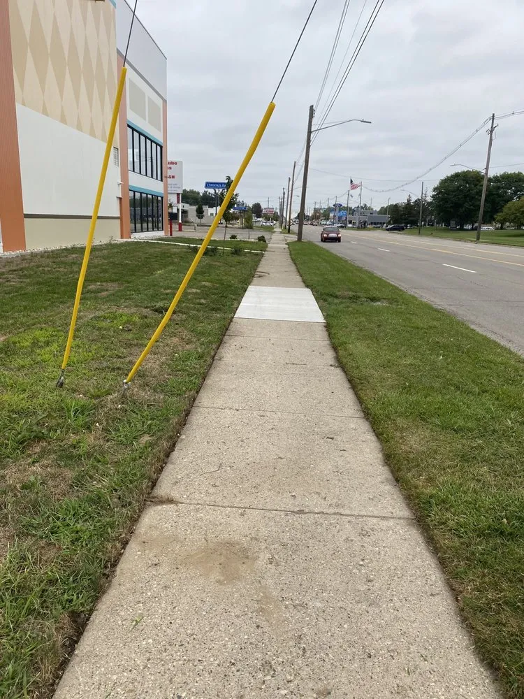 Custom outdoor landscaping in Lansing, MI - One Cut