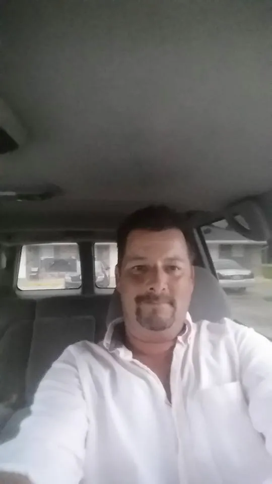 Local yard cleanup service in Mandeville, LA by One Cut Lawn Care