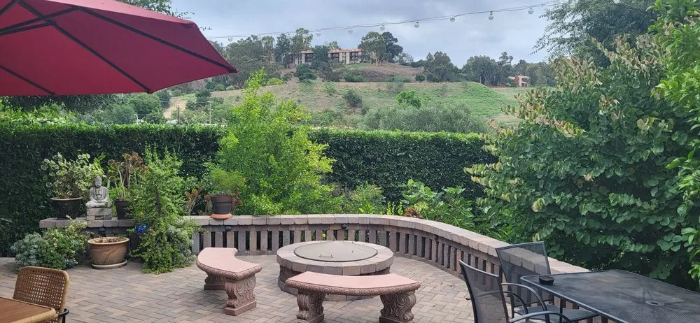 Professional lawn mowing service in Los Angeles, CA by One Day Tree service