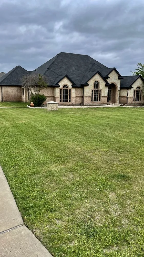 Expert lawn mowing service in Fort Worth, TX - One Green Lawn Landscaping