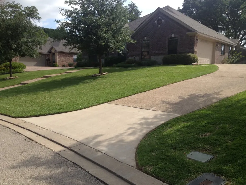 Custom landscaping services in Valley Mills, TX by One Man & Two Goats Lawncare