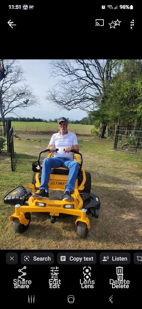 Expert garden landscaping for homes in Gilmer, TX by One Man and A Mower