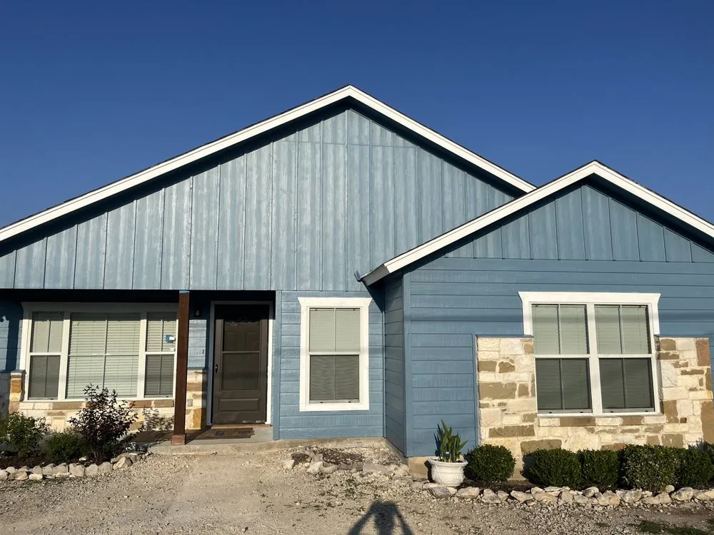 Expert yard cleanup service in Canyon Lake, TX - One-Man-Band handyman and landscaping