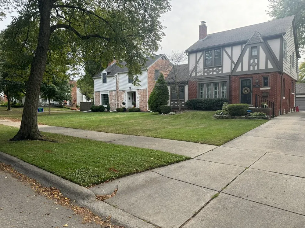 Local yard maintenance for year-round maintenance in Sterling Heights, MI by One Man One Mower