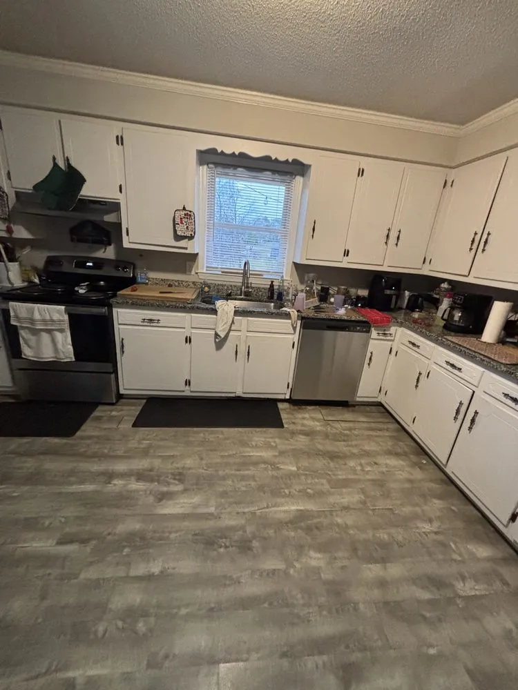 Professional lawn care service for homes in Spartanburg, SC by One Source Contracting