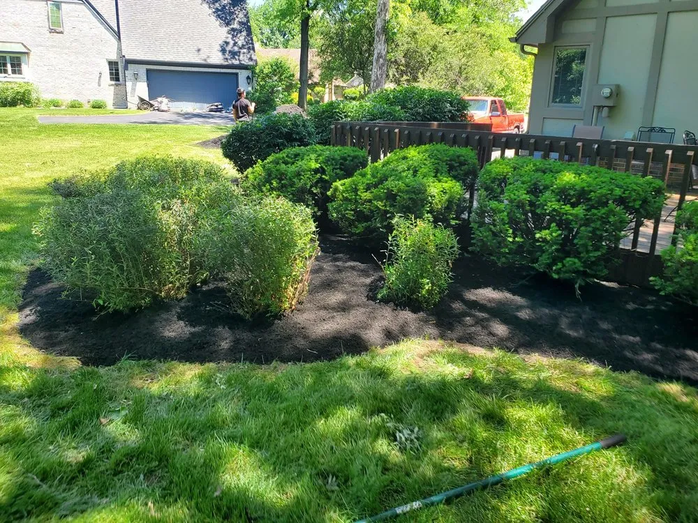Reliable garden landscaping for year-round maintenance in Toledo, OH by One Source Total Property Solutions