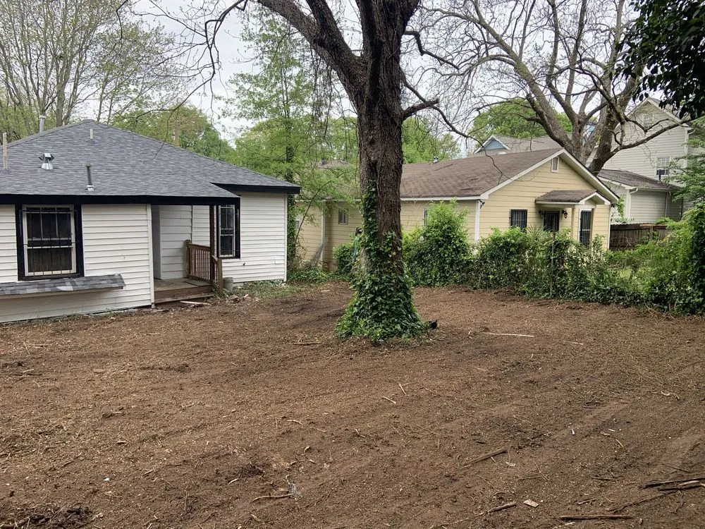 Trusted yard maintenance in Milledgeville, GA by One Stop Chop