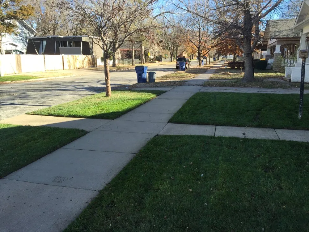 Reliable lawn mowing service experts serving Wichita, KS - One Stop Solution