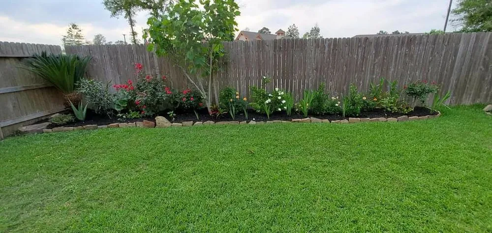 Professional residential landscaping in Houston, TX by One Touch Cleaning Service