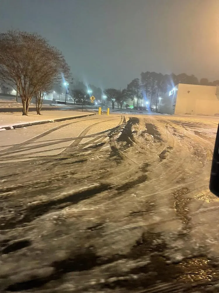 Expert lawn care service in Coldwater, MS by One Way Lawn Care