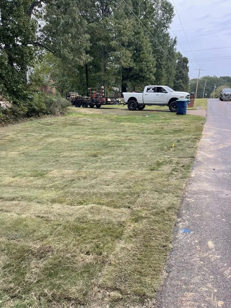Custom lawn care service in Coldwater, MS - One Way Lawn Care