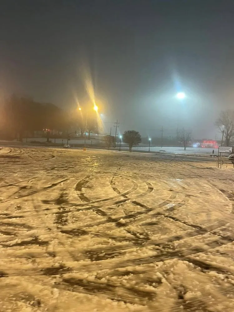 Affordable yard maintenance in Coldwater, MS by One Way Lawn Care