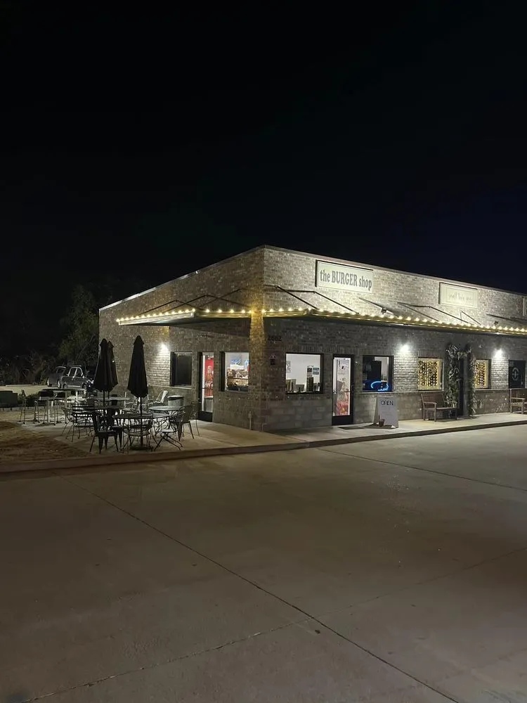 Expert lawn care service experts serving Coldwater, MS - One Way Lawn Care