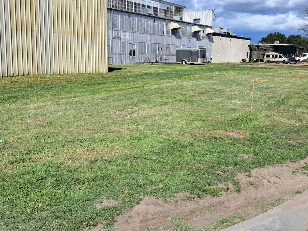 Top-rated garden landscaping in Paso Robles, CA - One White Boy Weed Abatement