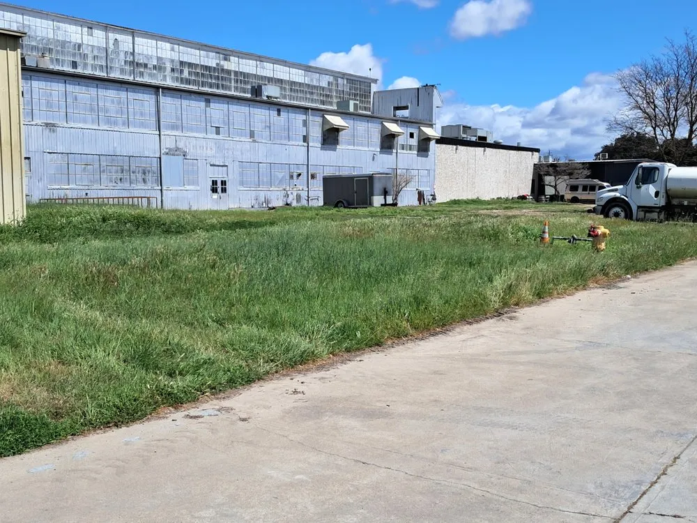 Custom lawn care service experts serving Paso Robles, CA - One White Boy Weed Abatement