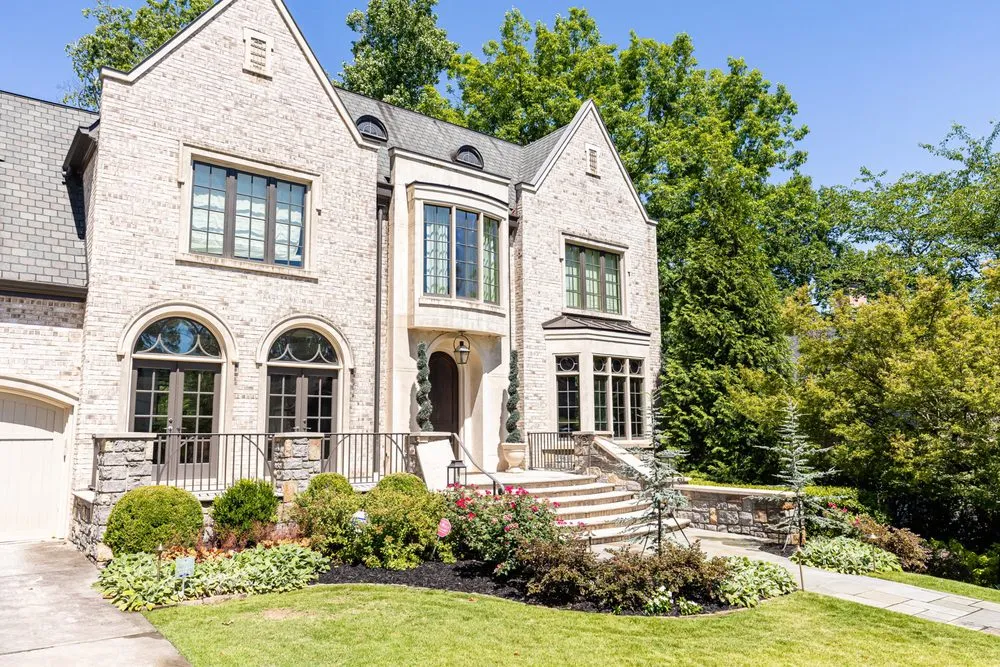 Professional lawn mowing service experts serving Woodstock, GA - O'Neill Landscape Group