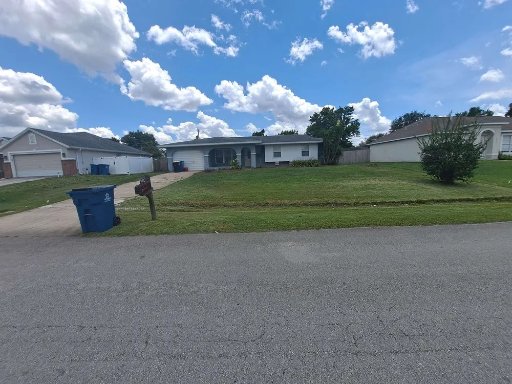 Trusted garden landscaping experts serving Palm Bay, FL - O'Neils Landscaping & Pressure Washing