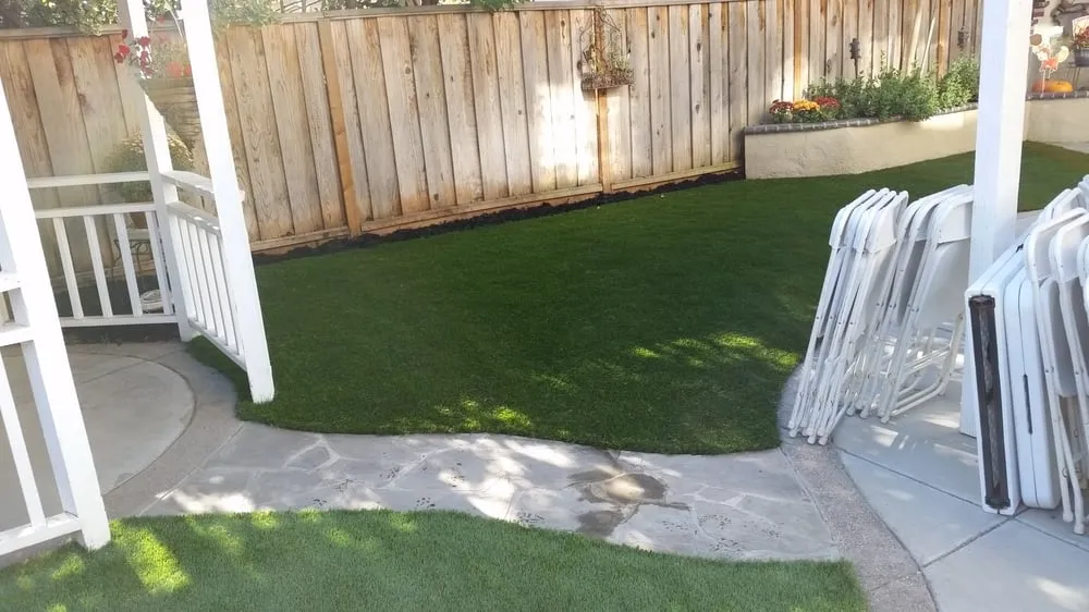 Professional lawn care service experts serving Gilroy, CA - Onelawn Gilroy