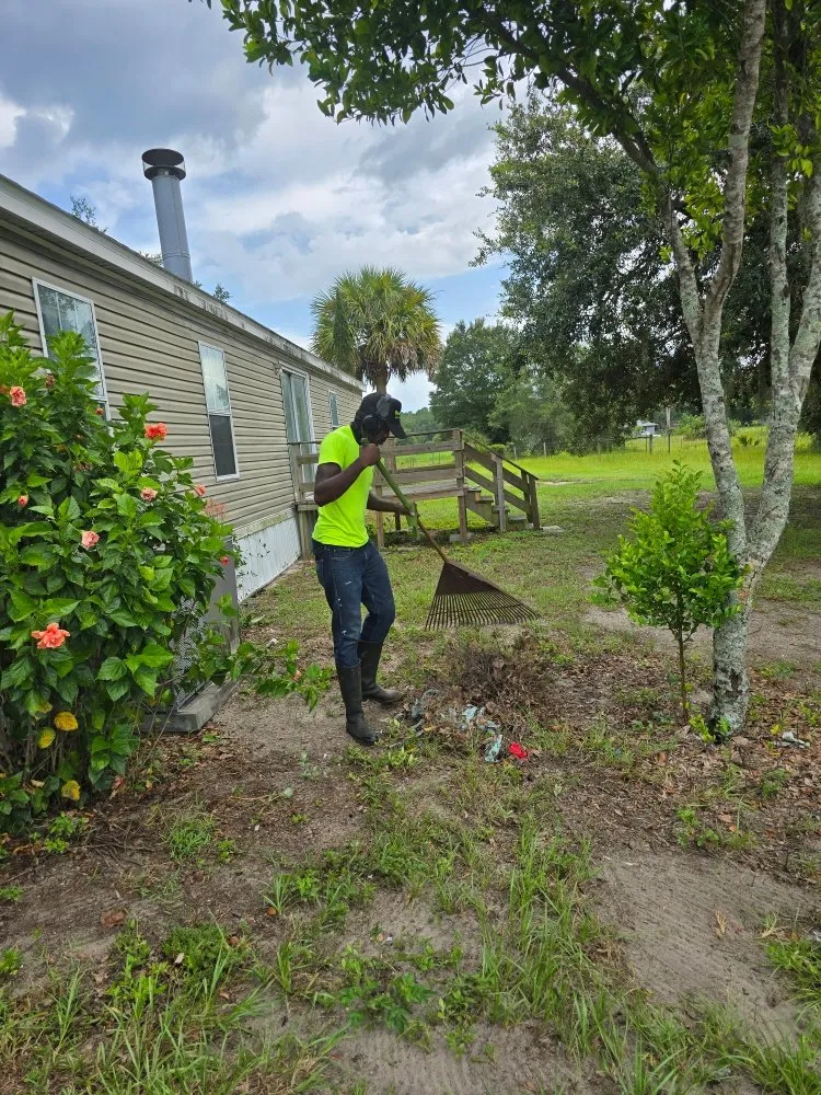 Top-rated outdoor landscaping experts serving Ocala, FL - Onelove Cleanerz