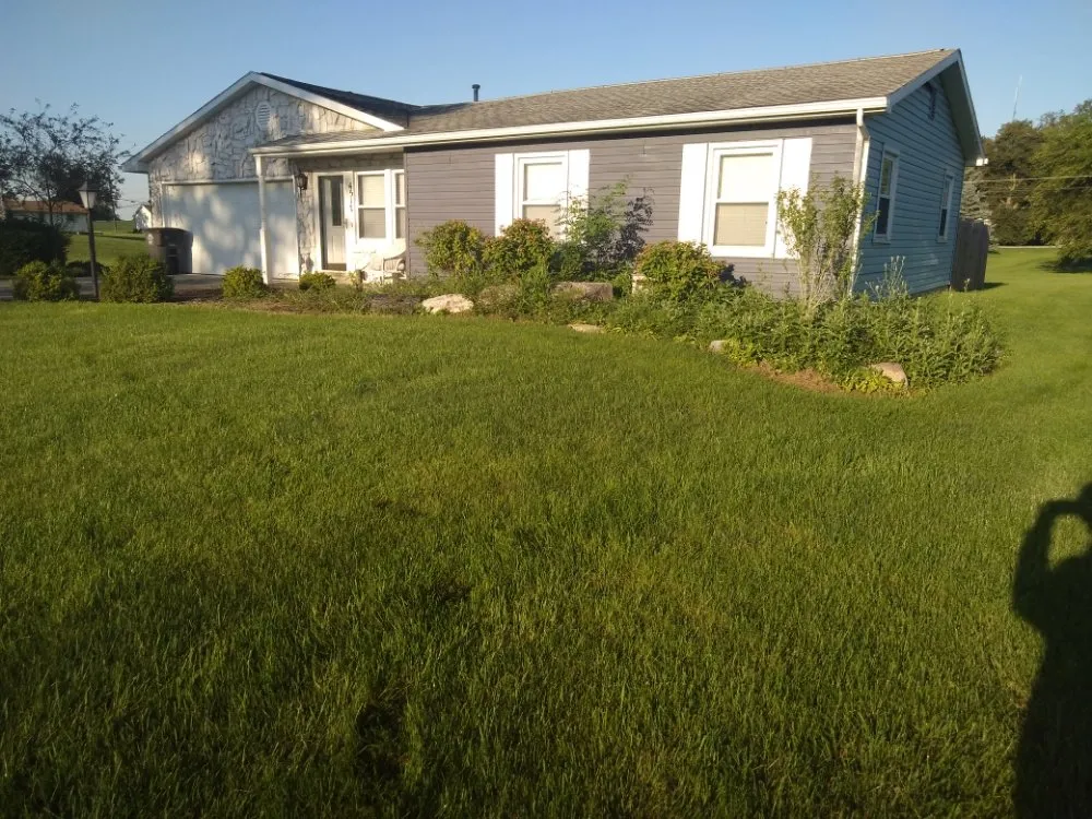 Local landscape installation for homes in Fort Wayne, IN by Oneth Lawn Care