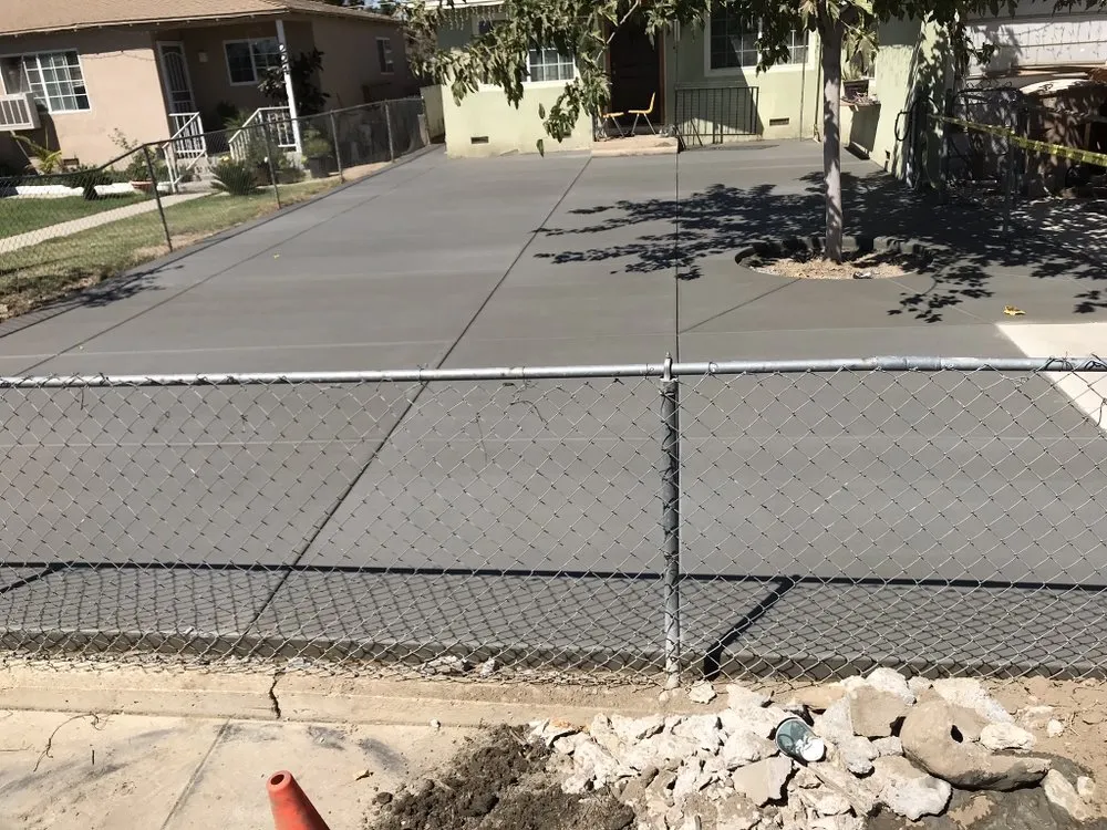 Expert residential landscaping in Bakersfield, CA by Onice Concrete Construction