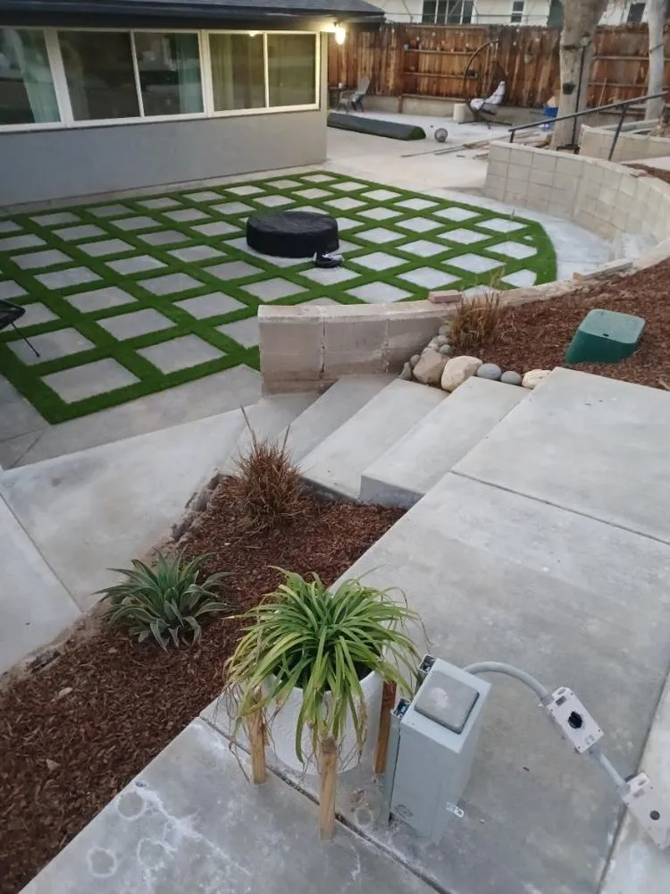 Expert landscaping services experts serving Bakersfield, CA - Onice Concrete Construction