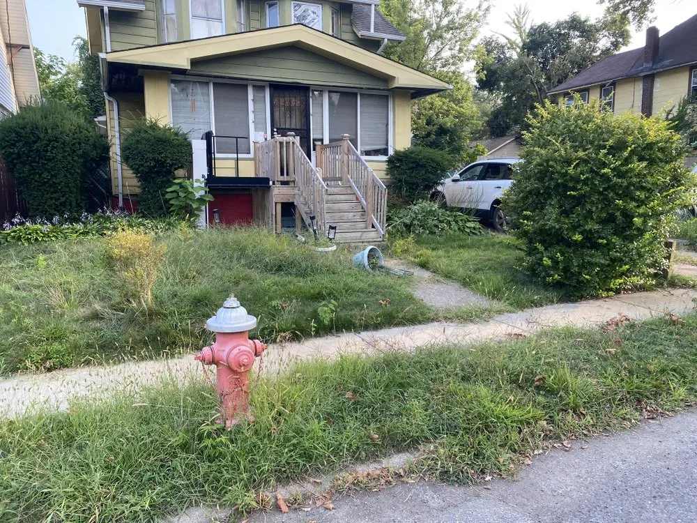 Professional residential landscaping with custom design in Garfield Heights, OH by Only 1 Thouch Lawn Care