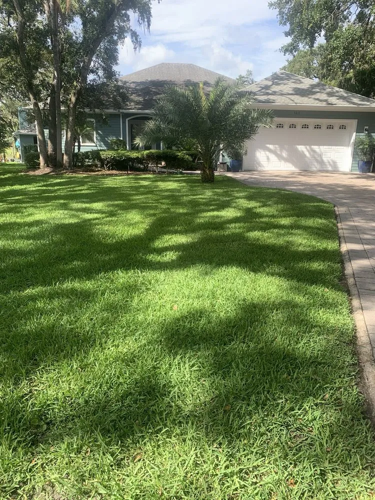 Top-rated outdoor landscaping near you in Riverview, FL by Only Ones Lawn Care