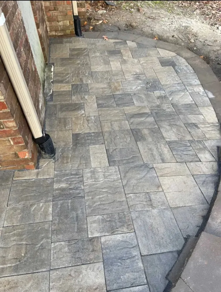 Affordable residential landscaping for residential properties in Mabelvale, AR by Ono Landscaping