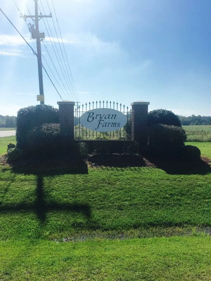 Professional landscaping services in Jacksonville, NC - Onslow Lawn Care and Pressure Washing