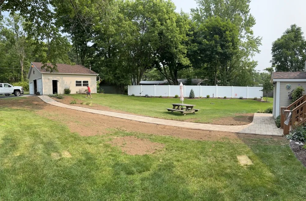 Reliable yard cleanup service for beautiful yards across Oswego, NY - Ontario Landscapes