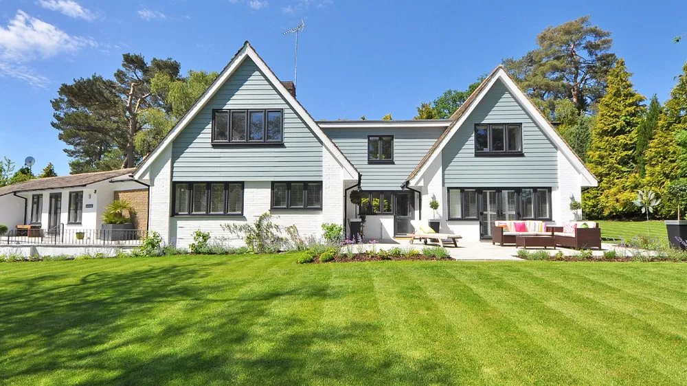 Reliable landscaping services in Harrisville, UT by Onyx Lawn Care