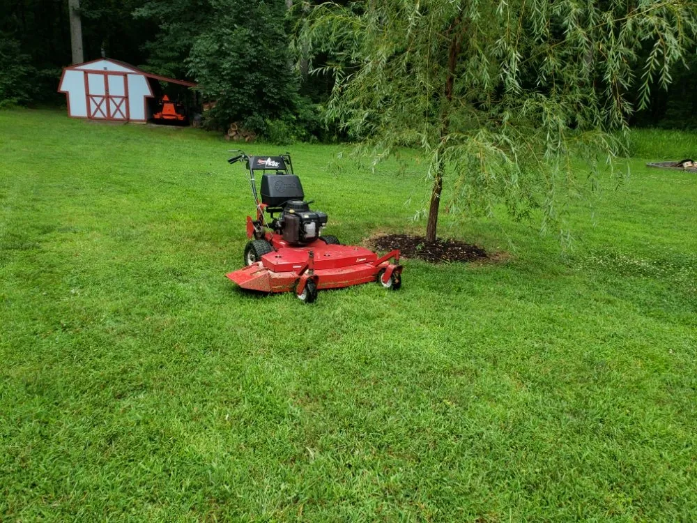 Reliable lawn care service for year-round maintenance in Bealeton, VA by Opal Services