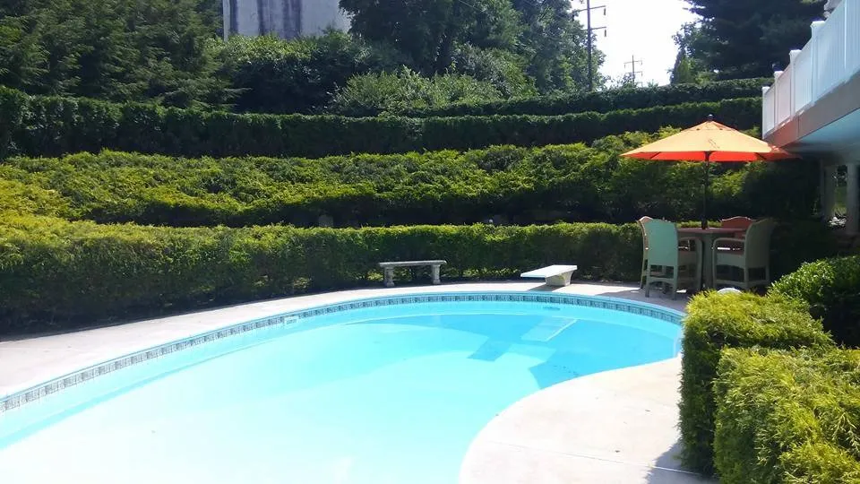 Expert landscape installation experts serving Hamburg, PA - Operated Cuts