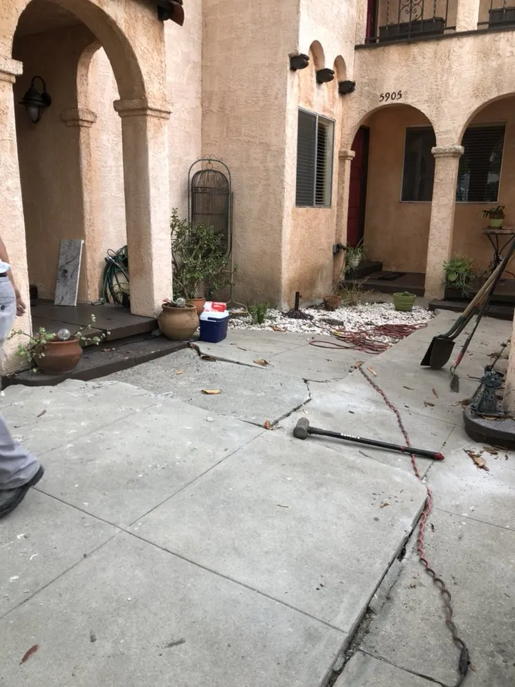 Trusted landscaping services experts serving Glendale, CA - Optimal Landscape