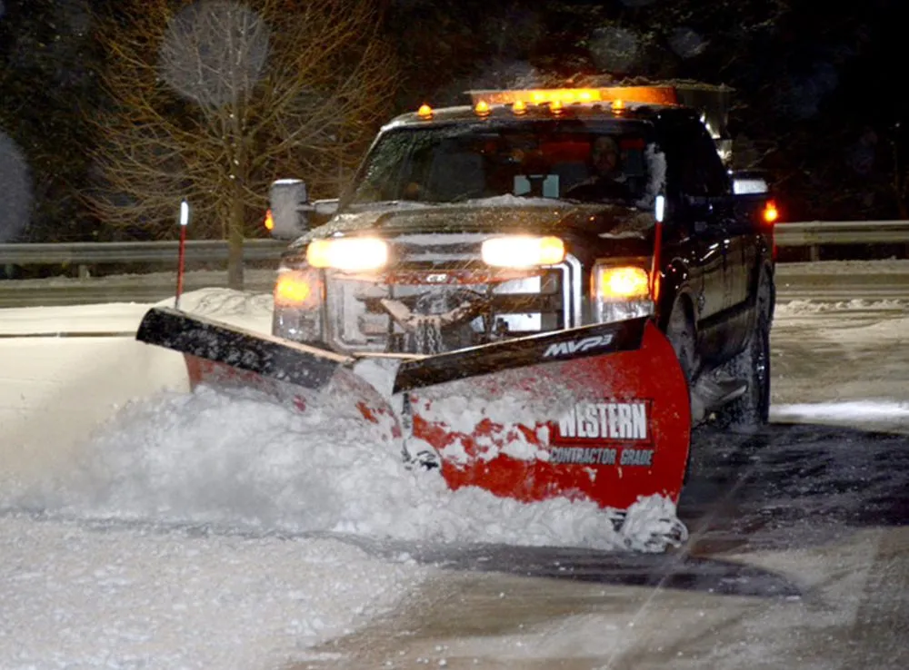 Custom lawn care service for year-round maintenance across Chittenango, NY - Optimal Property Services