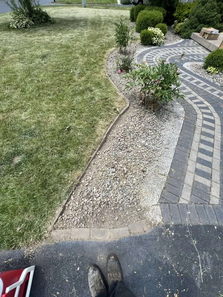 Custom yard maintenance for beautiful yards in Chittenango, NY by Optimal Property Services