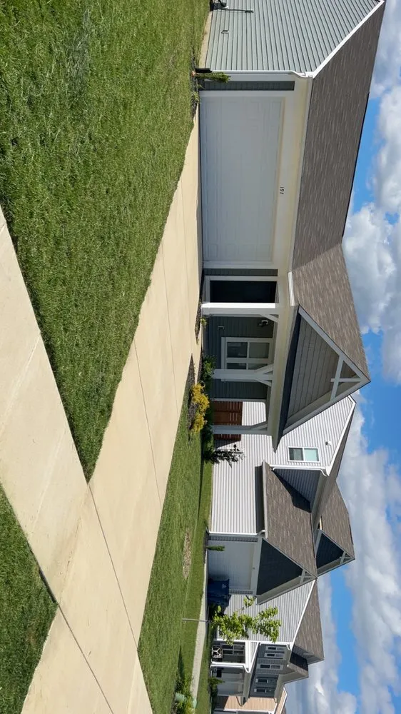 Professional lawn care service in Louisville, KY - Optimistic cuts