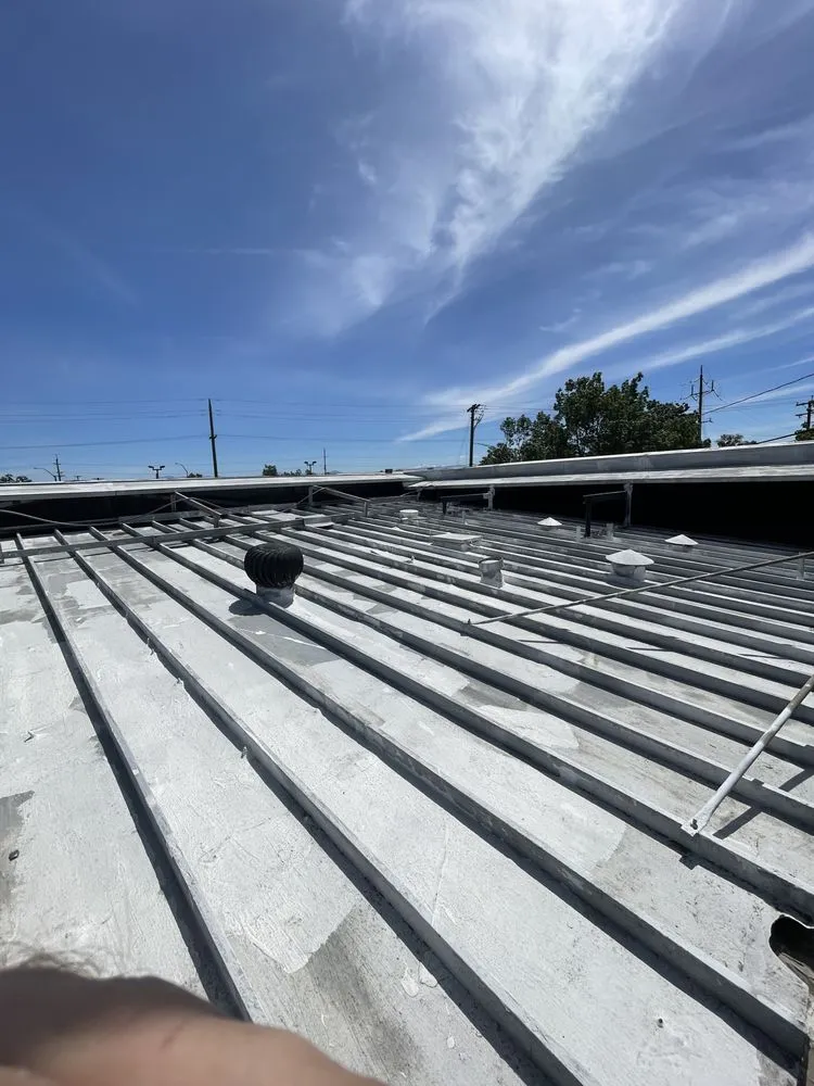 Reliable yard maintenance in Redding, CA by Optimum Handyman