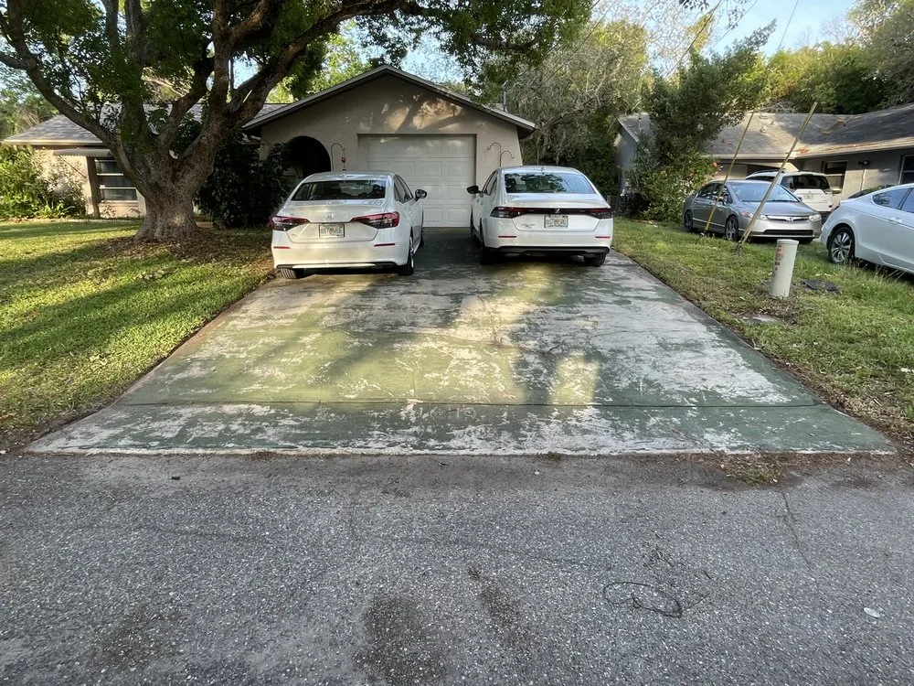 Custom outdoor landscaping for homes across Ruskin, FL - Optimum Lawn Care Services