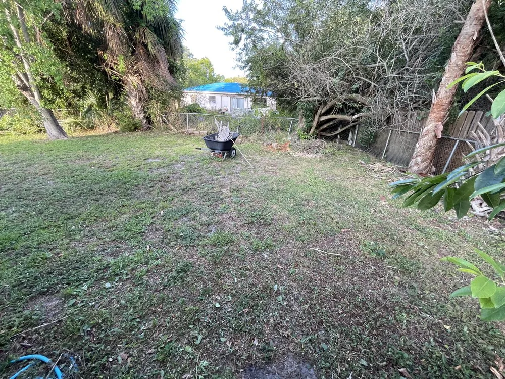 Top-rated landscape design for year-round maintenance in Ruskin, FL by Optimum Lawn Care Services