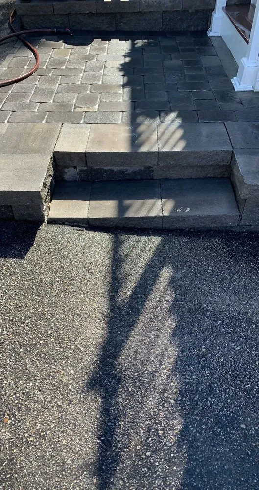 Reliable yard maintenance in Newton, MA by O&R Landscaping & Construction