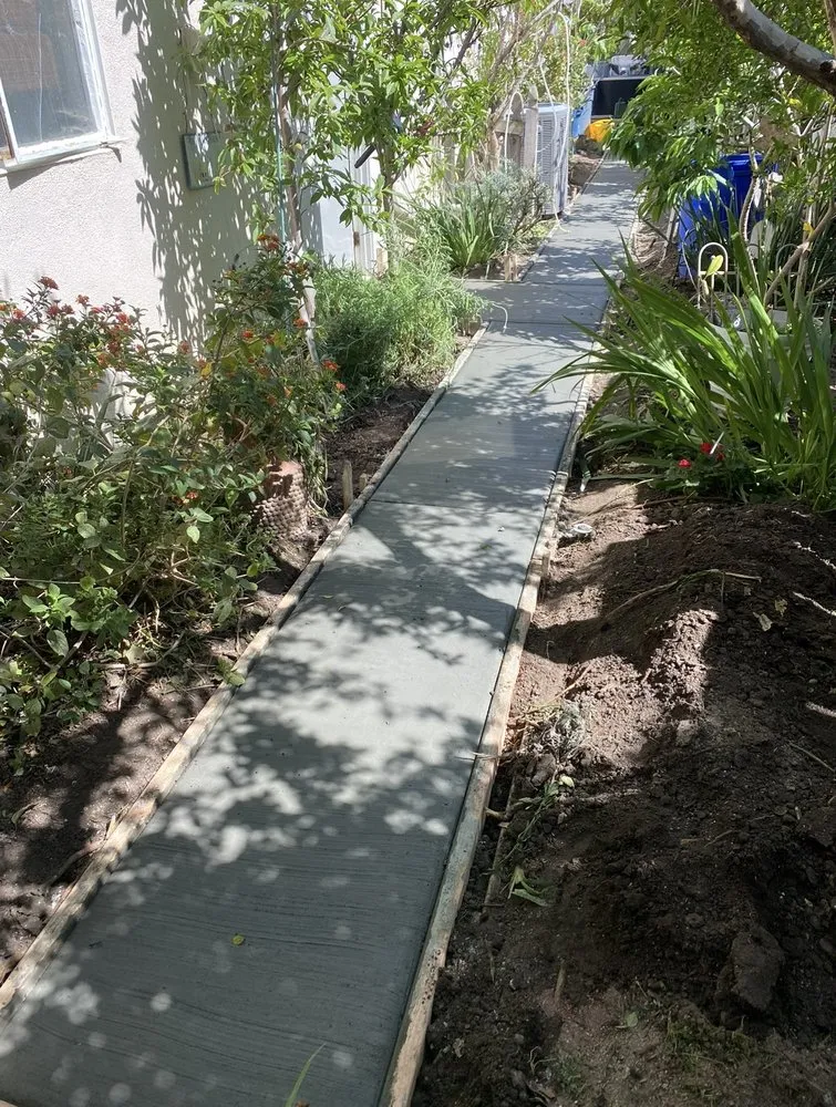 Reliable lawn mowing service in Orange, CA by Orange Hill Landscaping