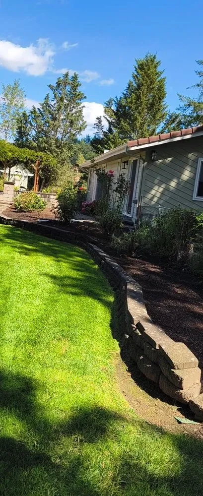 Affordable yard cleanup service for beautiful yards in Woodburn, OR by Orange Landscape
