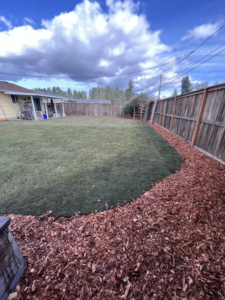 Professional garden landscaping experts serving Woodburn, OR - Orange Landscape