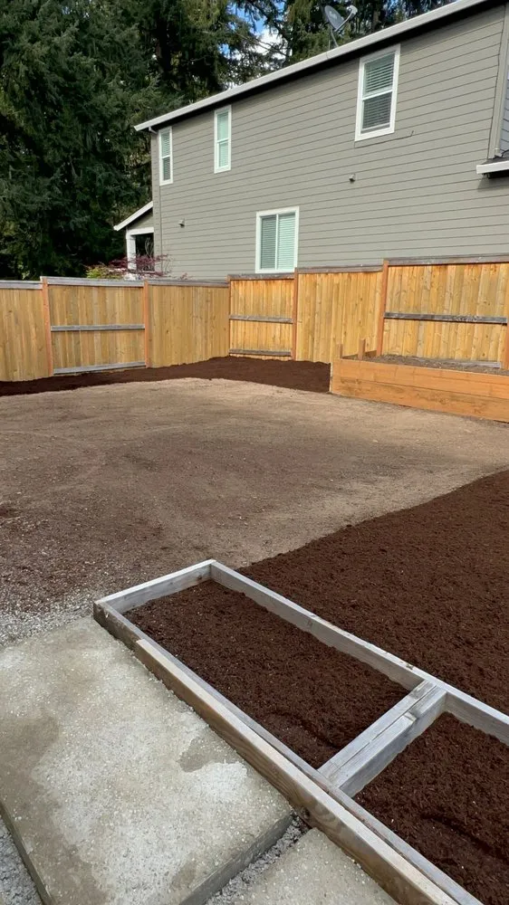 Trusted garden landscaping for year-round maintenance in Woodburn, OR by Orange Landscape