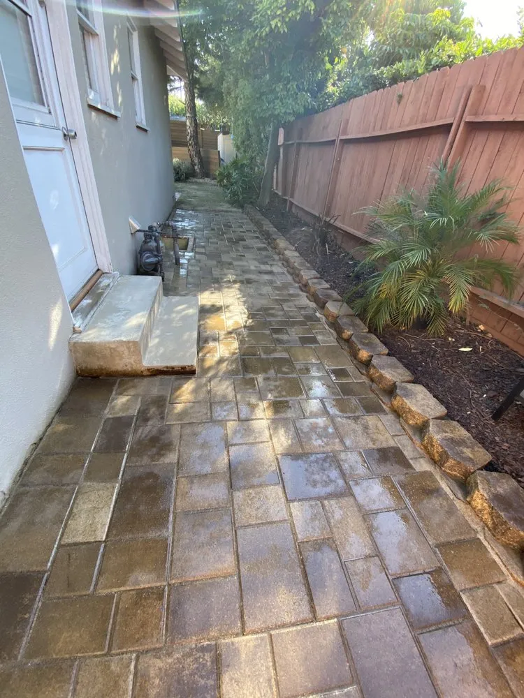 Top-rated landscaping services in Los Angeles, CA by Orange Oak Landscaping
